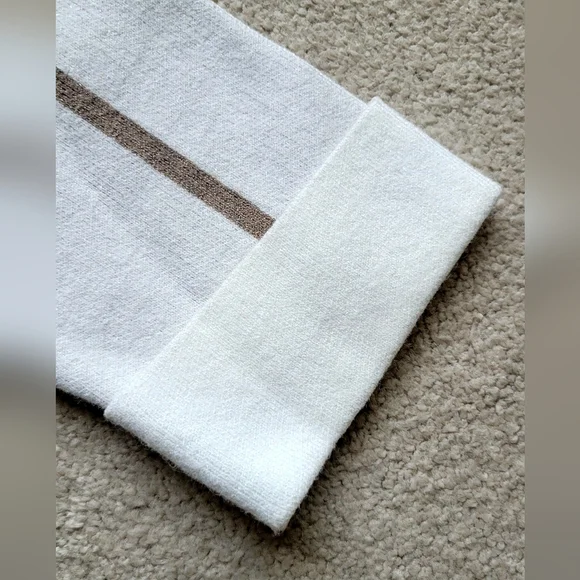 NWT Christian Siriano Cream and Brown Grid Sweater - Size S - Picture 6 of 8